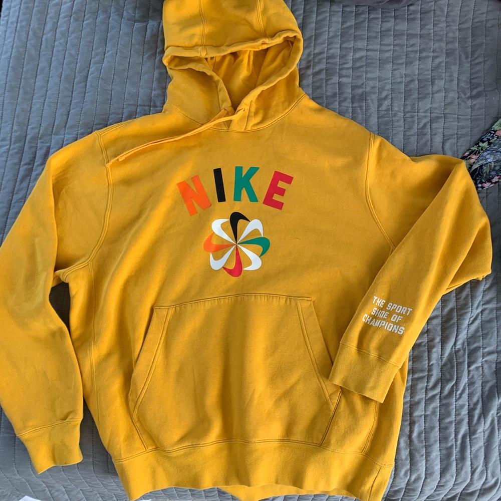 Nike graphic hoodie